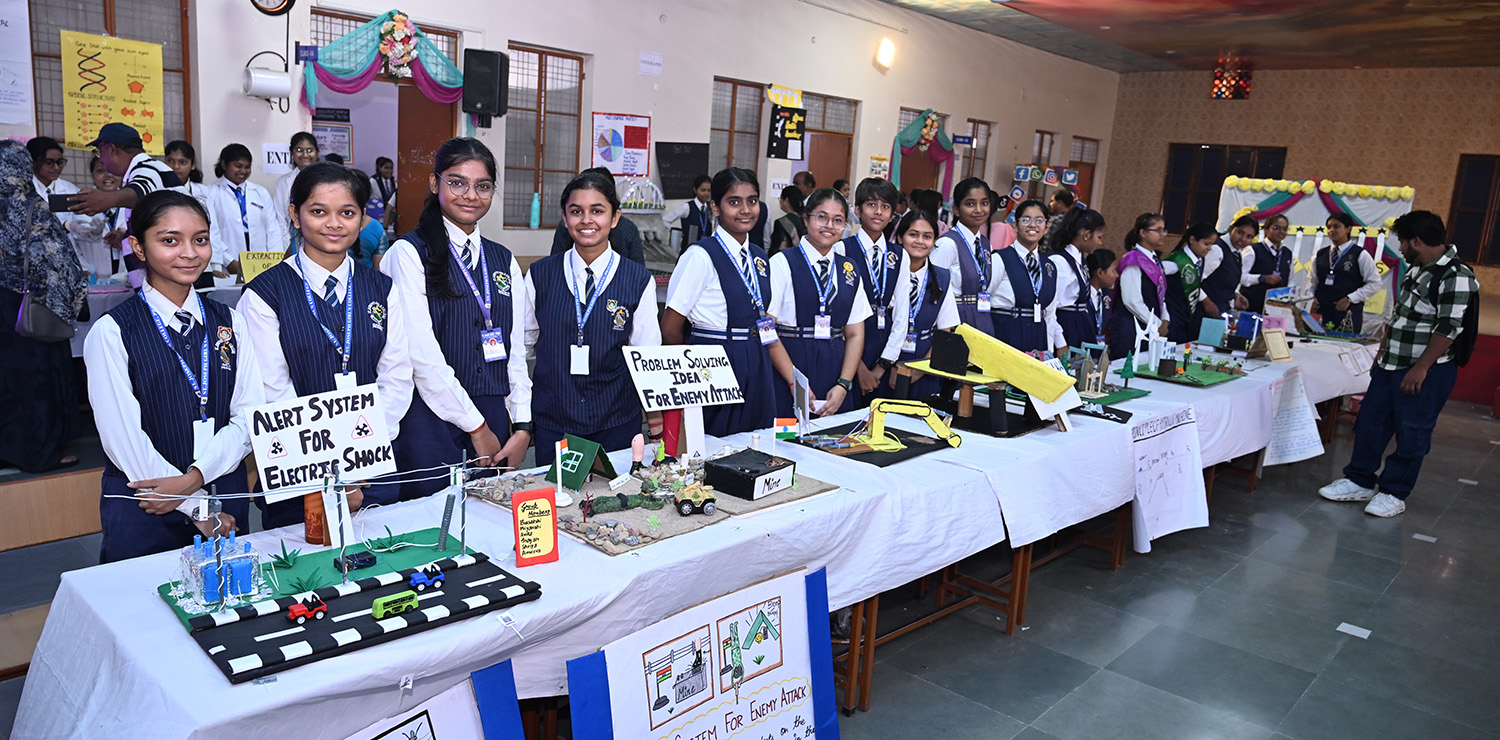 Prayagraj School